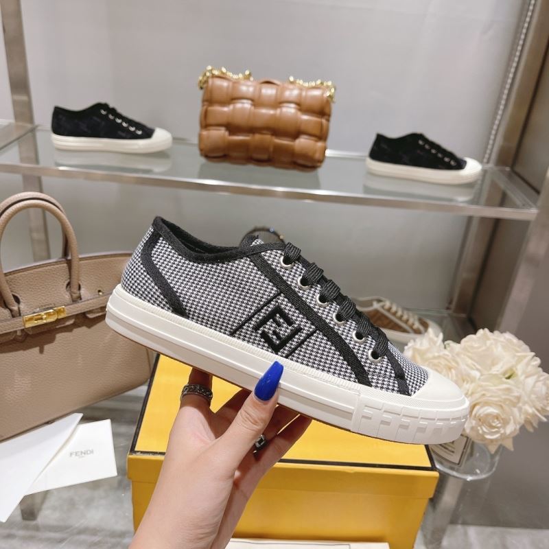 Fendi Low Shoes